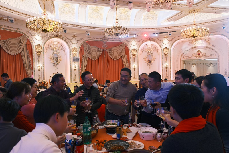 安嘉2025年年會(huì)敬酒 安嘉2025年年會(huì)敬酒